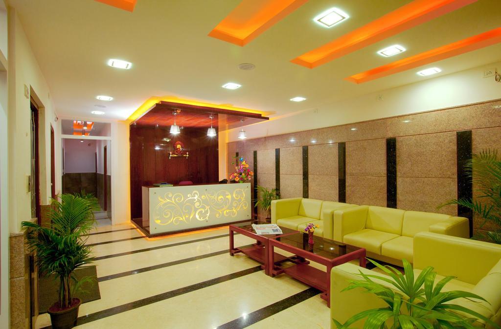 Hotel Vt Orchid Ченай Екстериор снимка